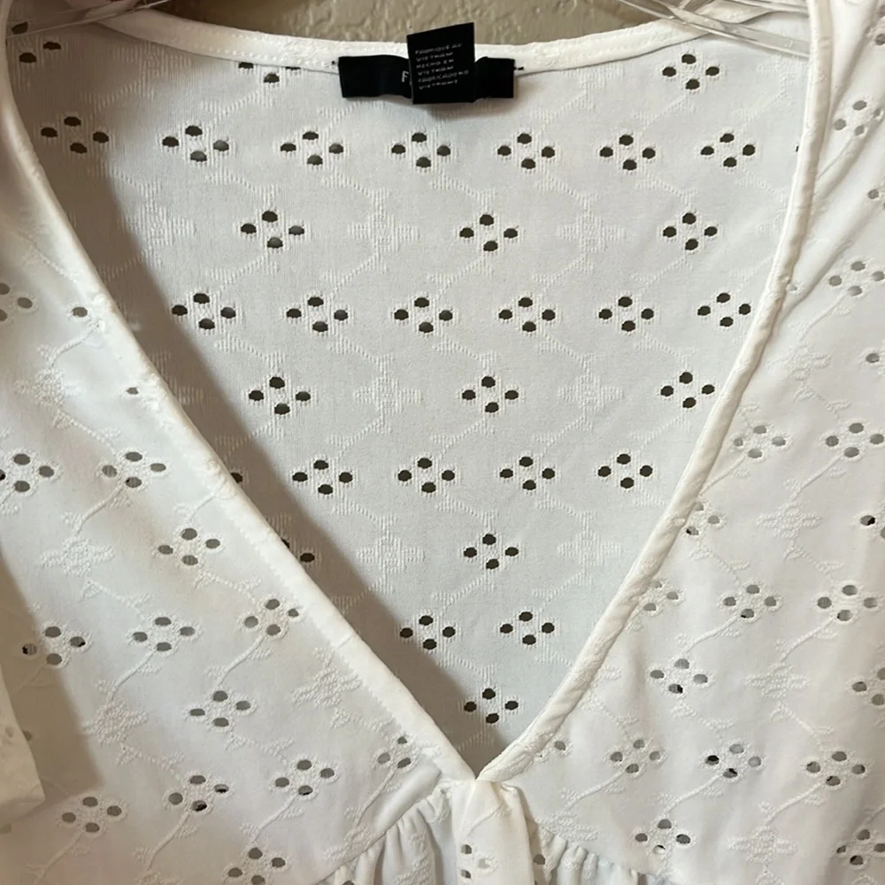 White Eyelet Peplum Top NWOT - Picture 3 of 6
